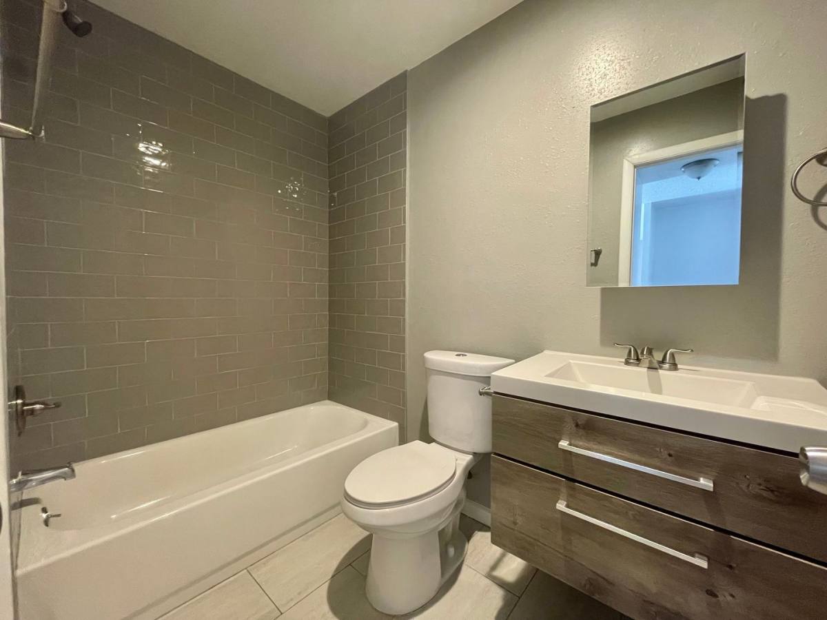 Apartment for rent at 221 63rd St NW, Albuquerque, NM 87105