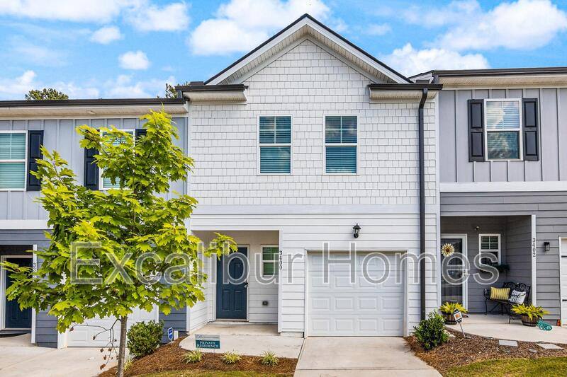 Townhouse for rent at 3400 Highbury Way, Lithonia, GA 30038