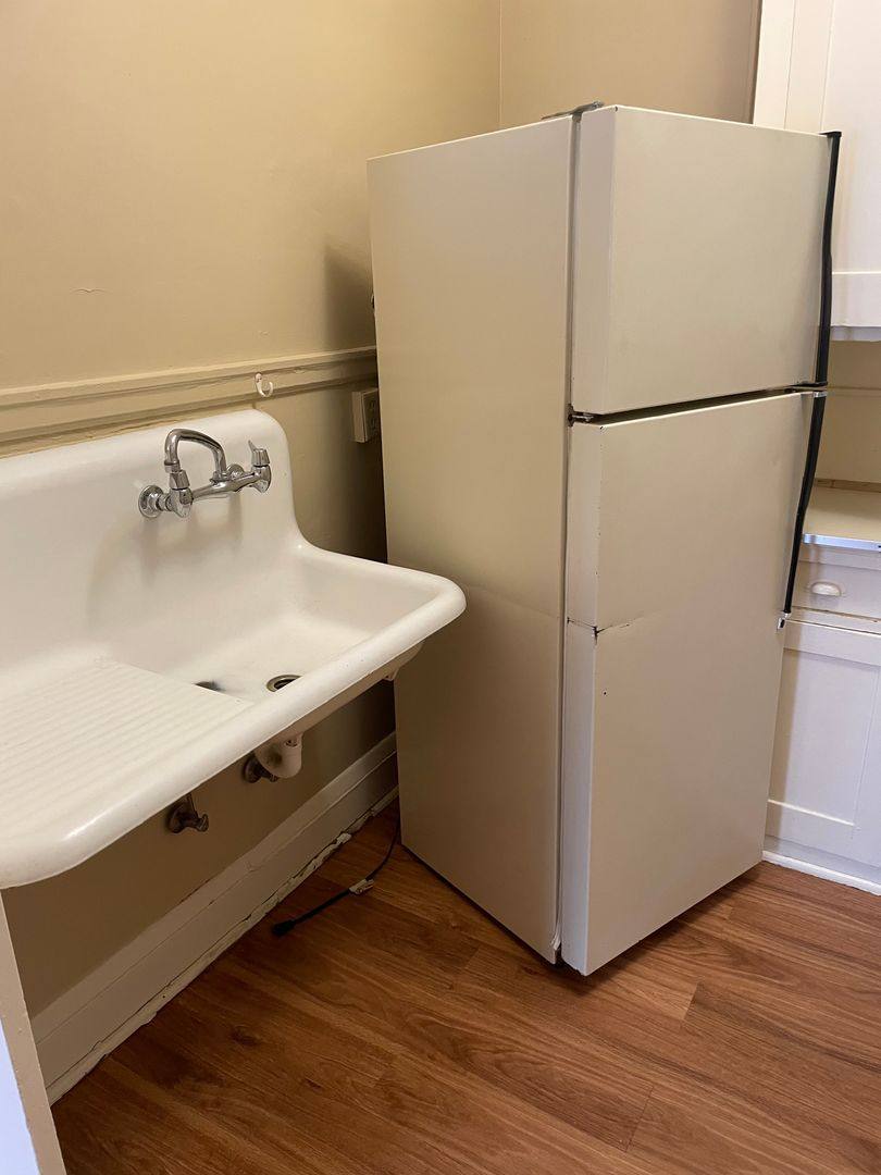 Apartment for rent at 610 W Franklin Ave, Minneapolis, MN 55405
