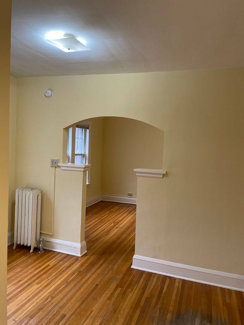 Apartment for rent at 610 W Franklin Ave, Minneapolis, MN 55405