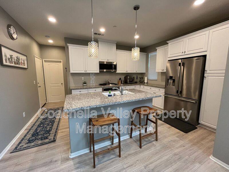 Apartment for rent at 321 Paseo Gusto #178, Palm Desert, CA 92211