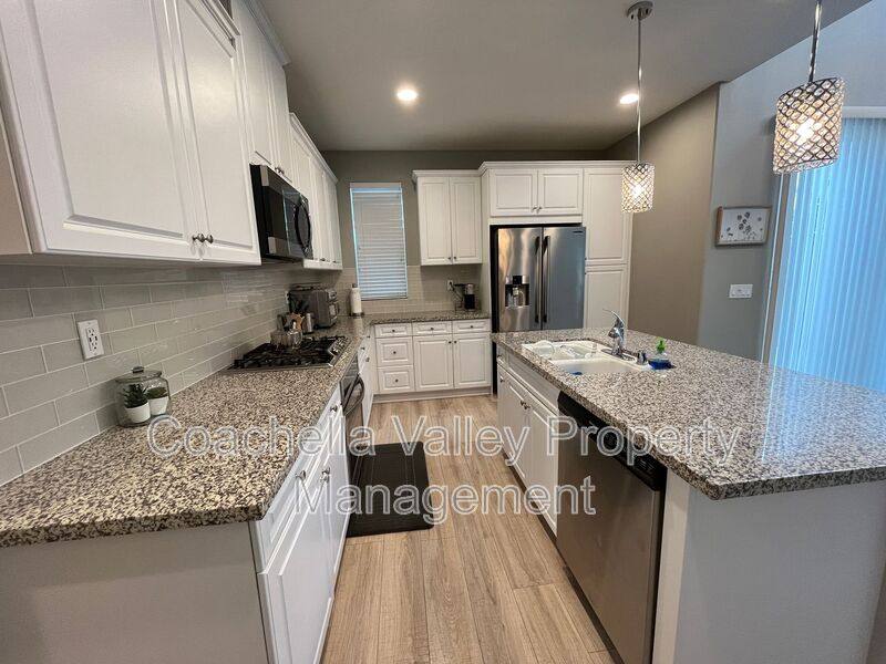 Apartment for rent at 321 Paseo Gusto #178, Palm Desert, CA 92211