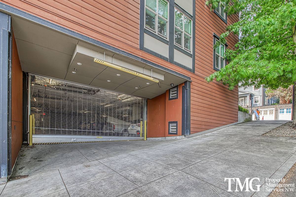 Apartment for rent at 3916 S Corbett Ave, Portland, OR 97239