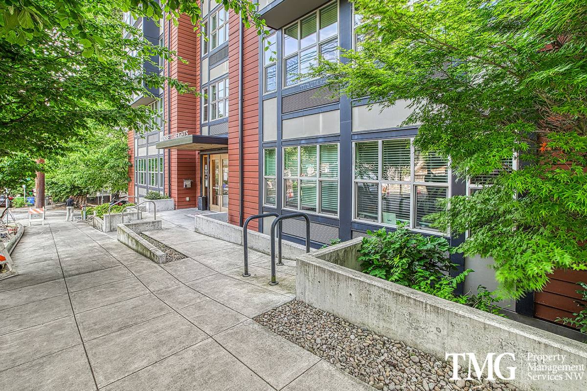 Apartment for rent at 3916 S Corbett Ave, Portland, OR 97239