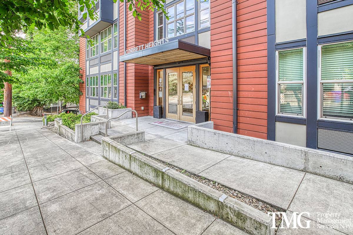 Apartment for rent at 3916 S Corbett Ave, Portland, OR 97239