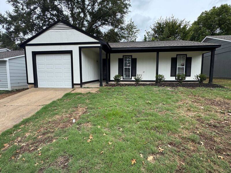 House for rent at 5636 Maple Tree Dr, Memphis, TN 38115