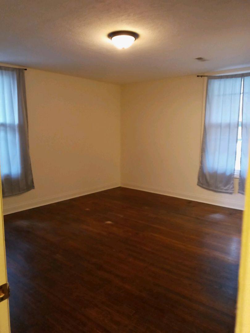 Apartment for rent at 308-312 N Washington St, Bloomington, IN 47408