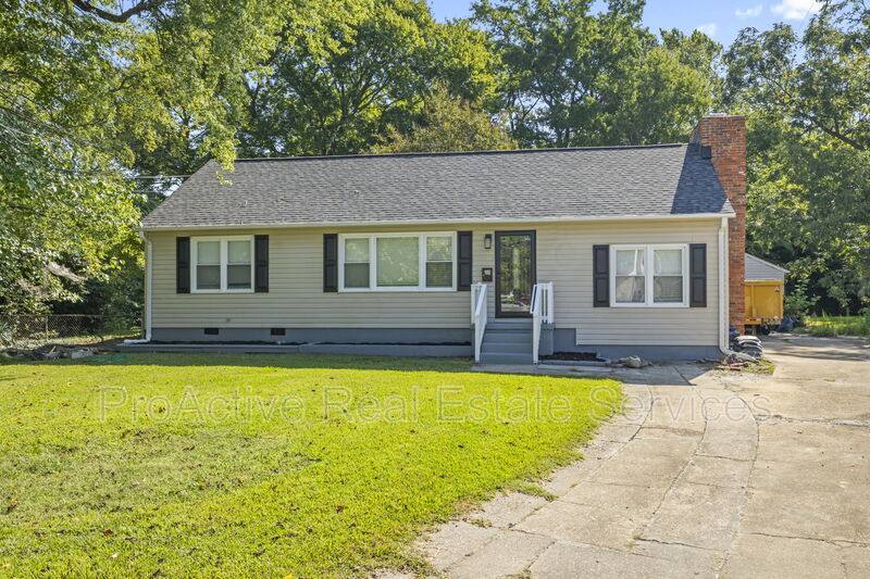 House for rent at 102 Cynthia Dr, Hampton, VA 23666