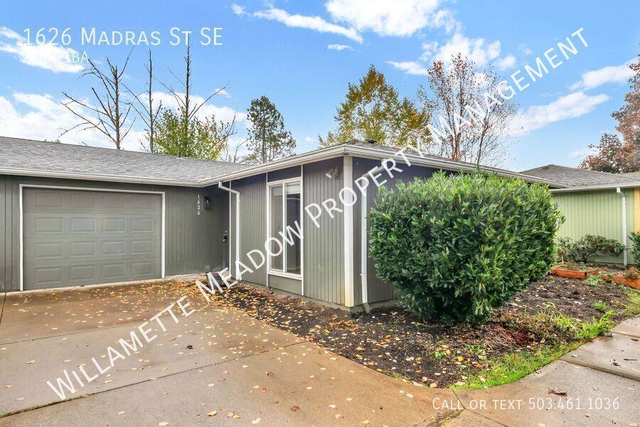 Apartment for rent at 1626 Madras St SE, Salem, OR 97306