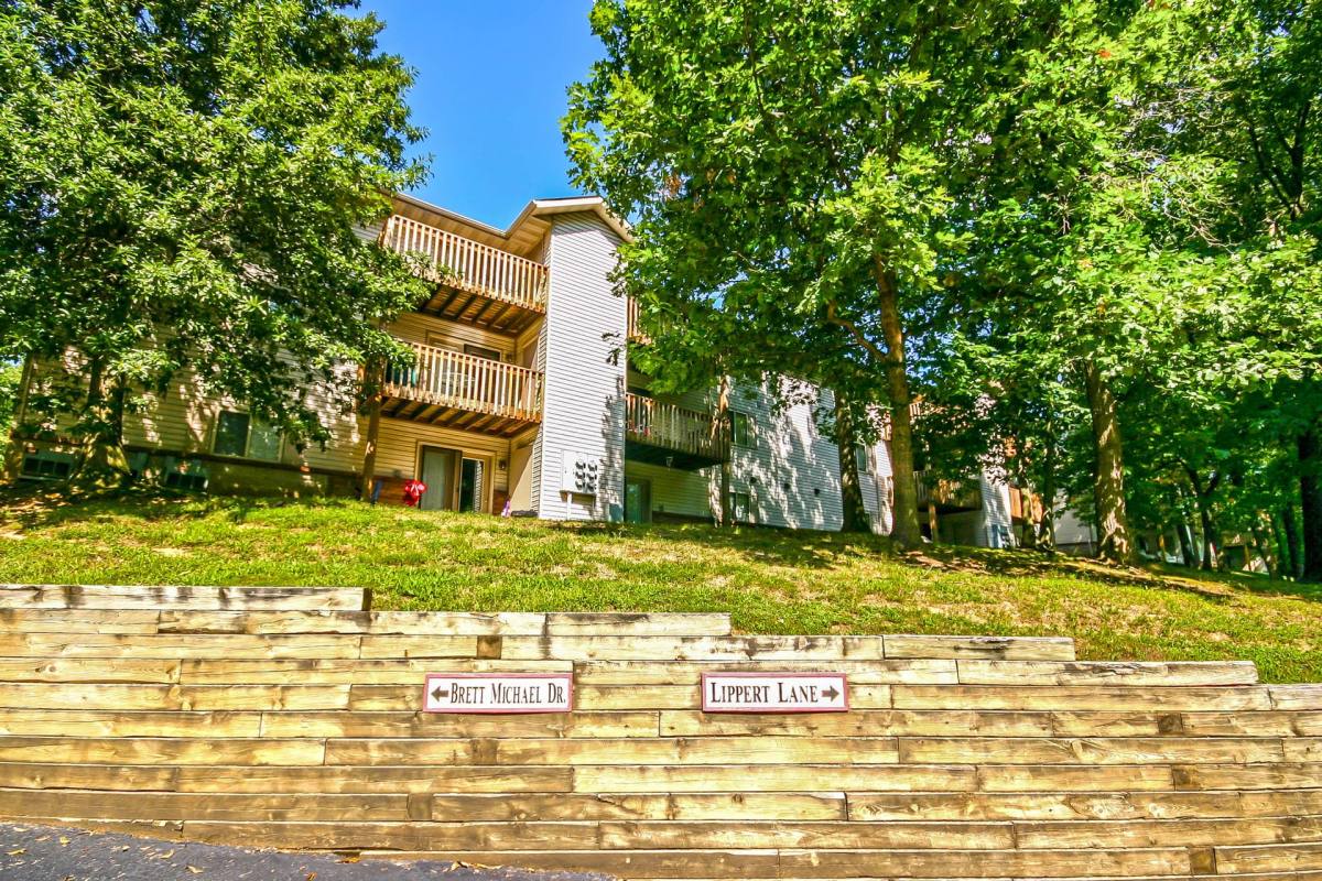 Apartment for rent at 5784 Brett Michael Lane, Belleville, IL 62223