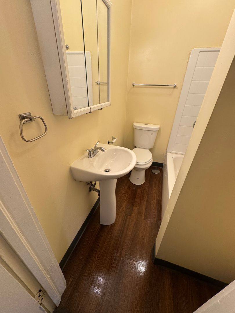 Apartment for rent at 301-303 N Longwood St, Rockford, IL 61107