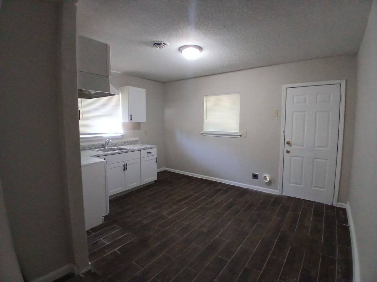 House for rent at 1917 Farrington St, Memphis, TN 38109