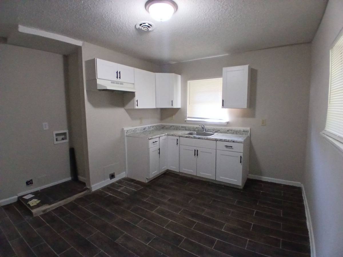 House for rent at 1917 Farrington St, Memphis, TN 38109