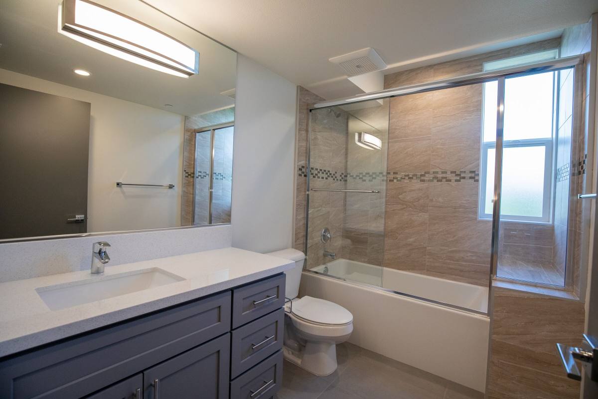 Townhouse for rent at 2684 Orchard Ave, Los Angeles, CA 90007