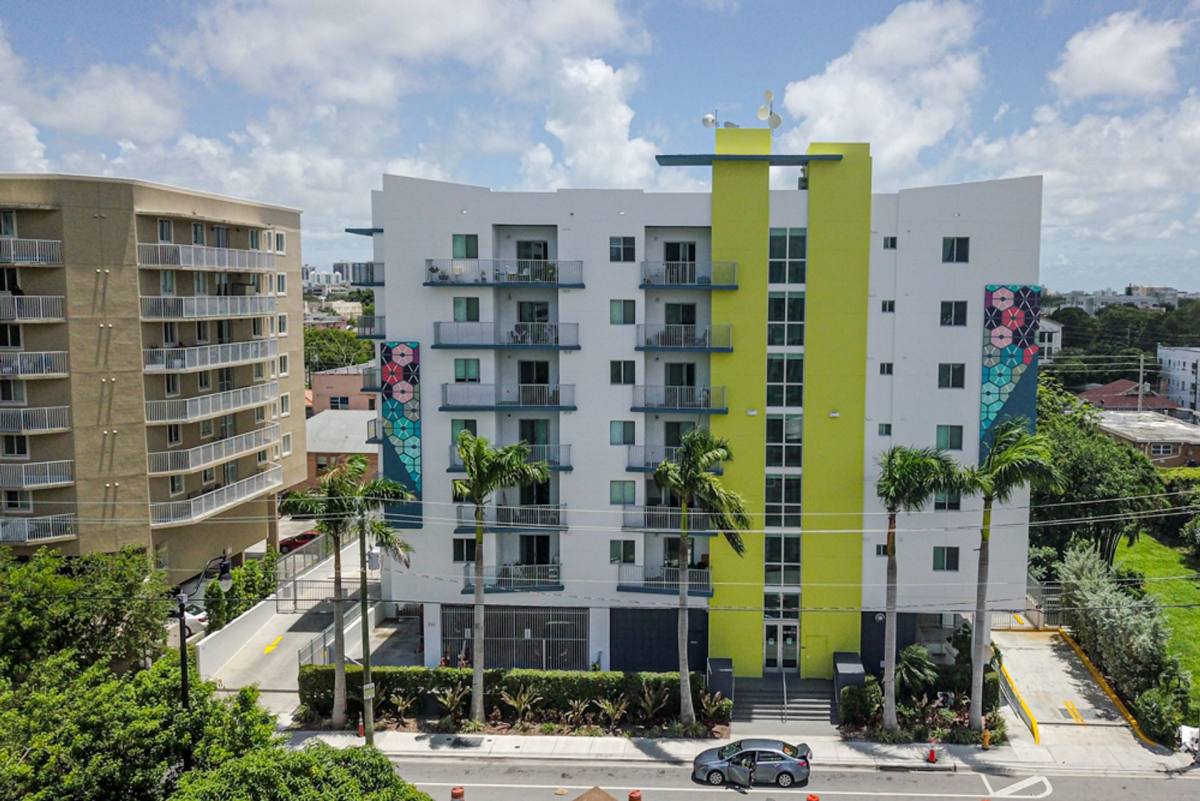 Apartment for rent at 624 SW 1st St, Miami, FL 33130