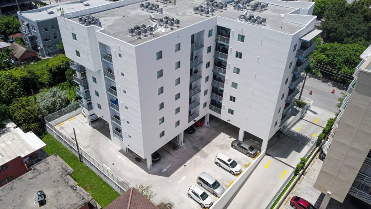 Apartment for rent at 624 SW 1st St, Miami, FL 33130