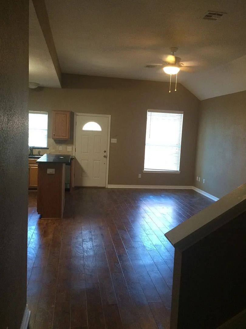 Apartment for rent at 2016 S 8th St, Waco, TX 76706