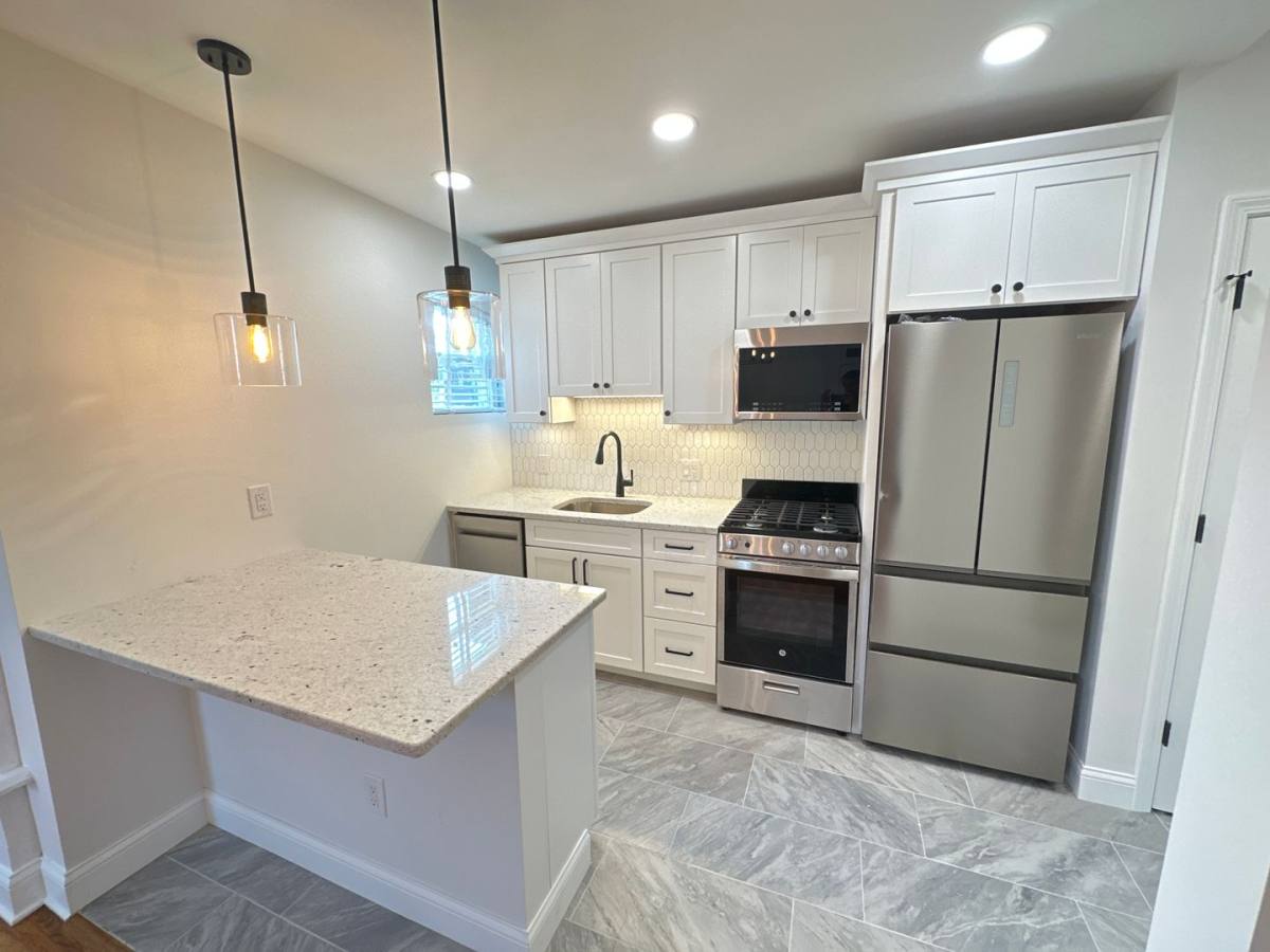 Apartment for rent at 1445 Worthington St, Columbus, OH 43201