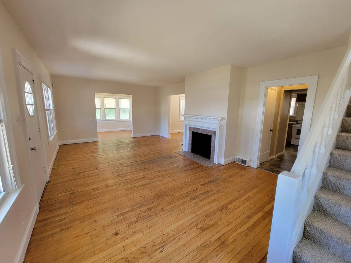 Apartment for rent at 1444 S Bend Ave, South Bend, IN 46617
