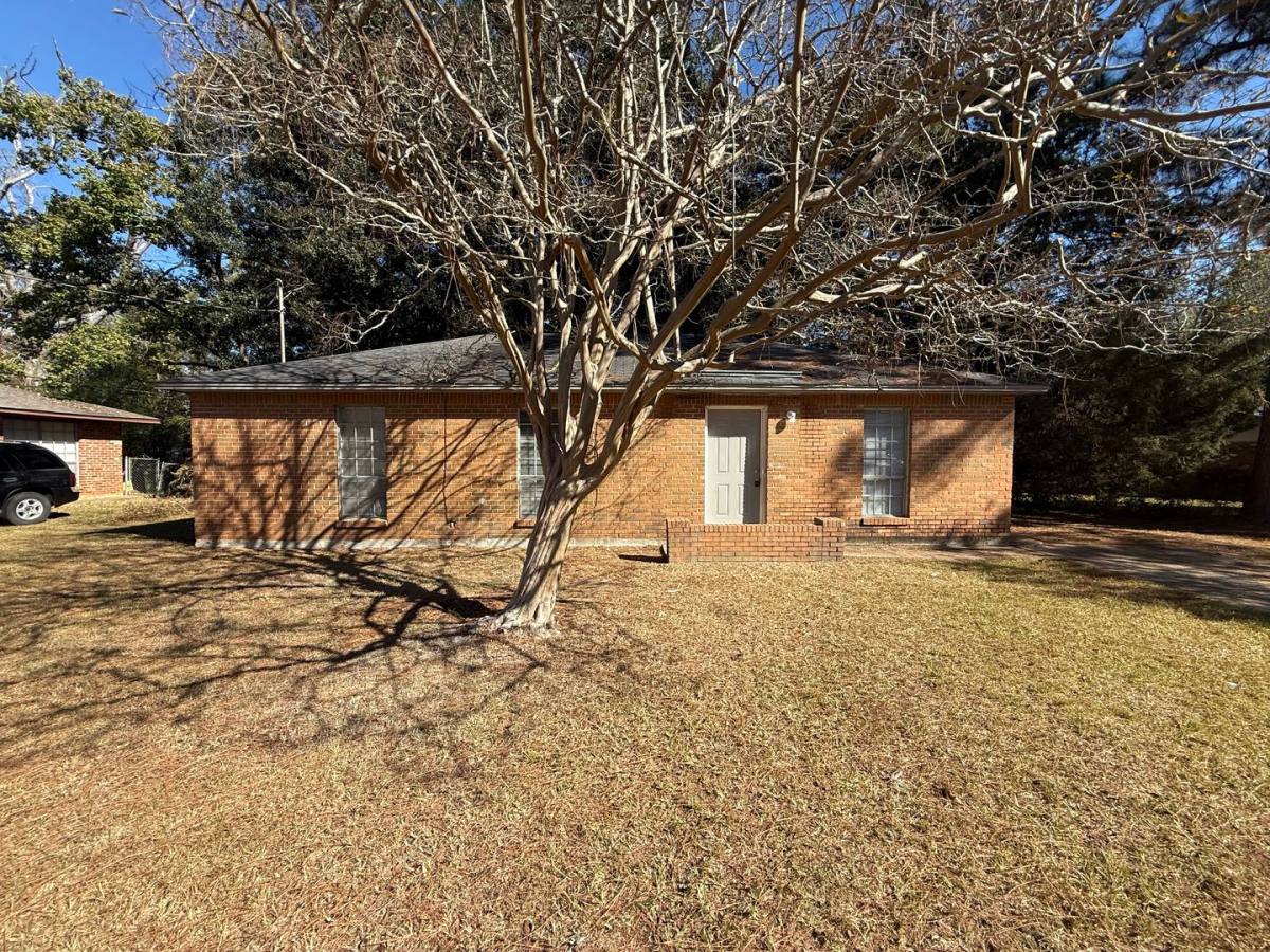 House for rent at 3825 Pickfair St, Montgomery, AL 36116