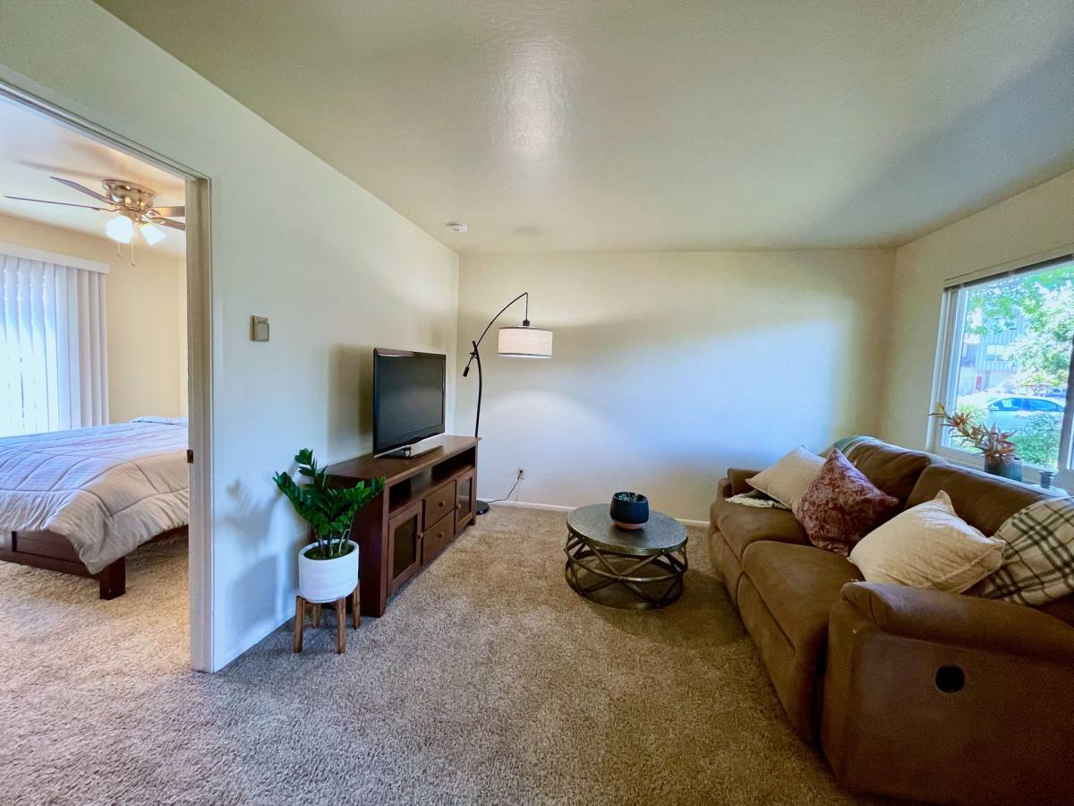 Apartment for rent at 1013 W 7th St, Chico, CA 95928