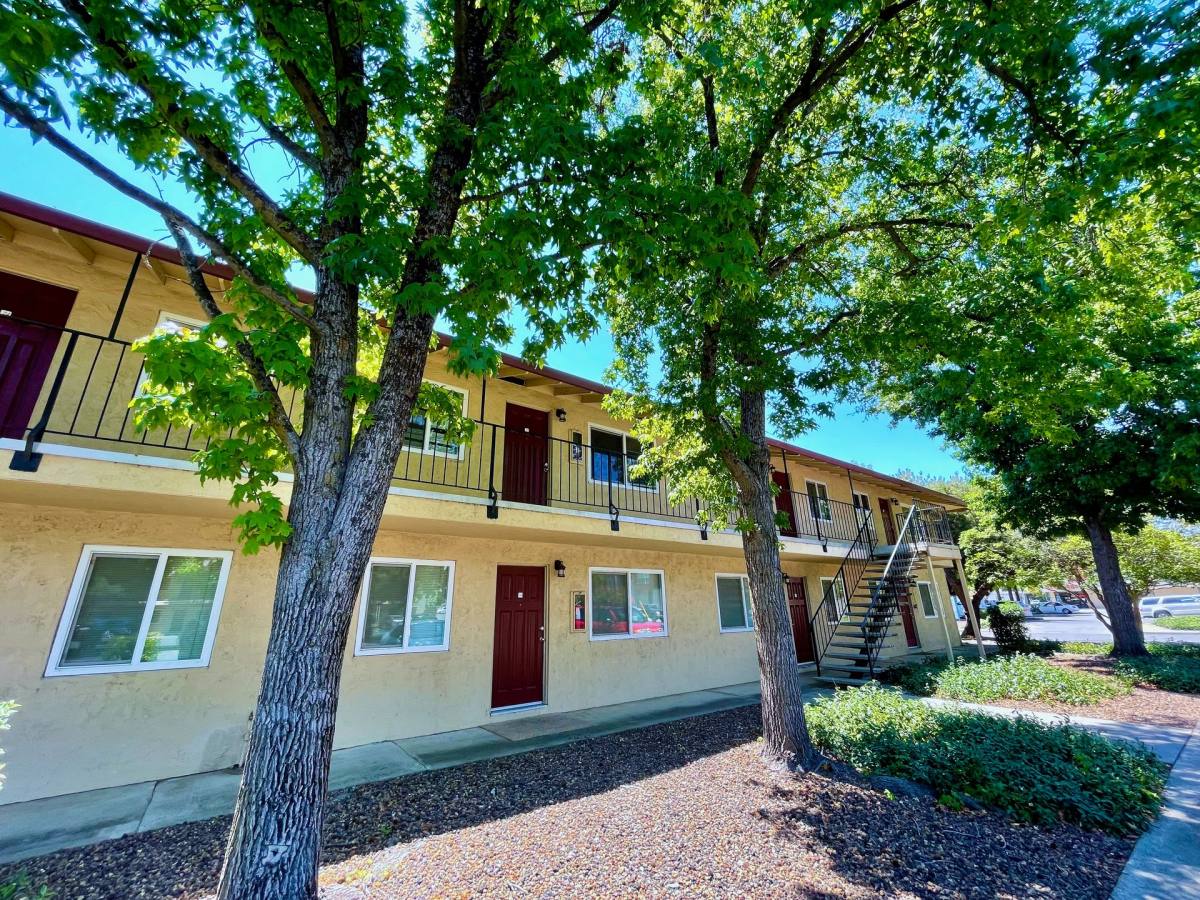 Apartment for rent at 1013 W 7th St, Chico, CA 95928
