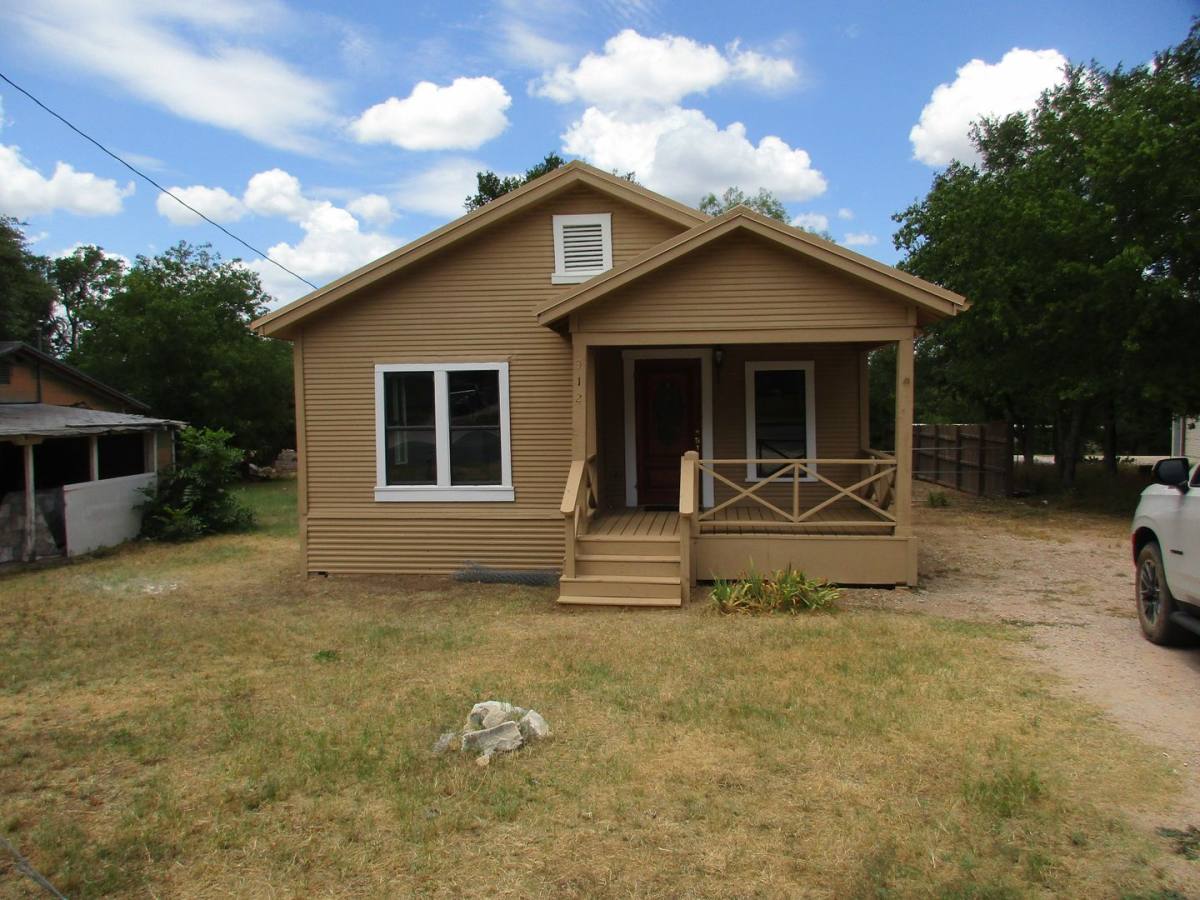 House for rent at 912 Campbell, Lampasas, TX 76550