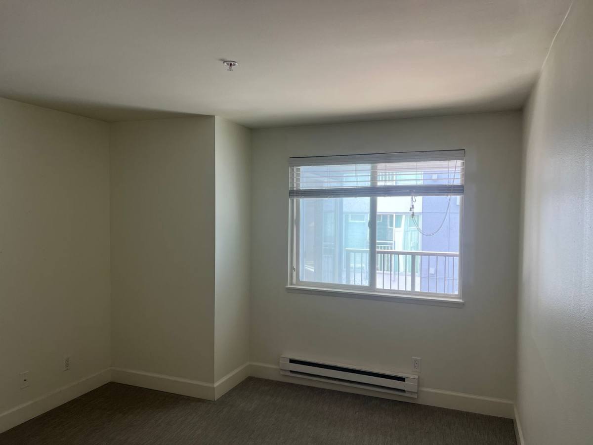 Apartment for rent at 1515 NW 52nd St, Seattle, WA 98107
