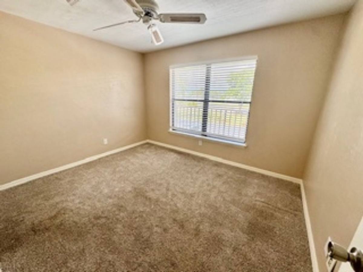 Condo for rent at 16805 Davis Rd, Fort Myers, FL 33908