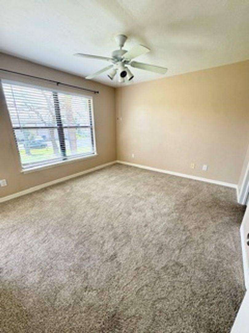 Condo for rent at 16805 Davis Rd, Fort Myers, FL 33908