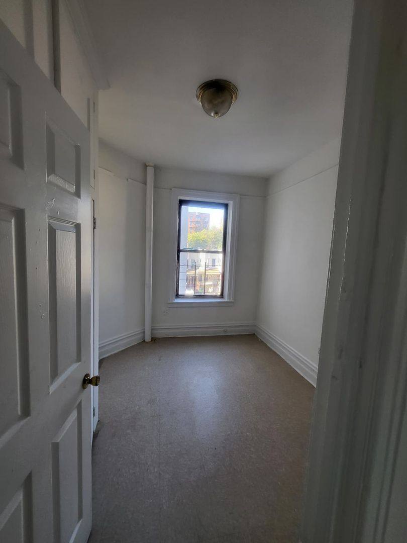 Apartment for rent at 2654 Marion Ave, Bronx, NY 10458