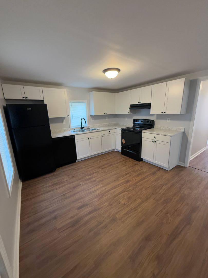 House for rent at 120 E 14th St, Winston Salem, NC 27105