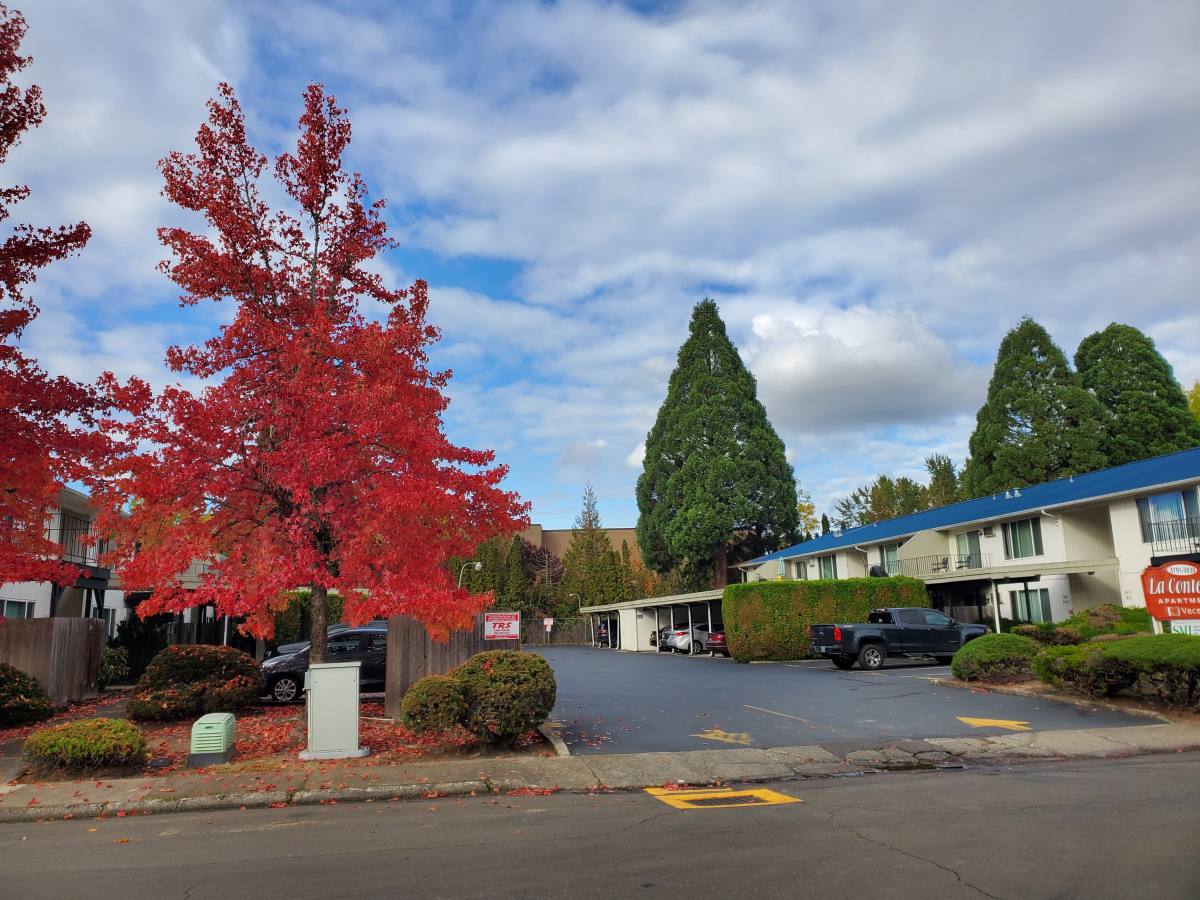 Apartment for rent at 3791 Bayonne Dr SE, Salem, OR 97317