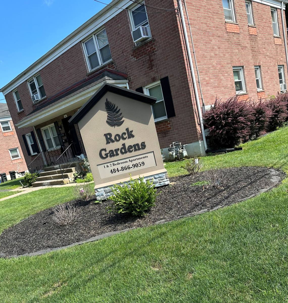 Apartment for rent at 102-282 Rock St, Easton, PA 18042