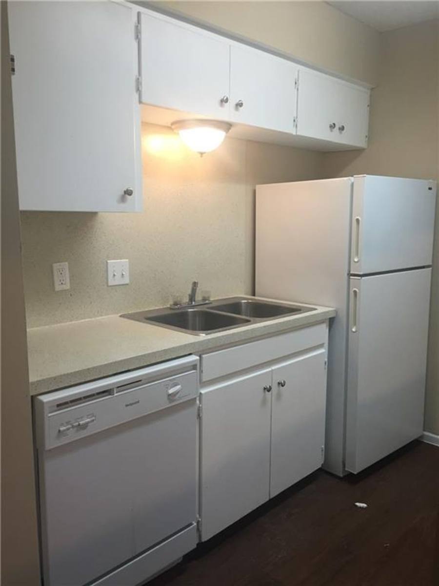 Apartment for rent at 5101 Evans St, Austin, TX 78751