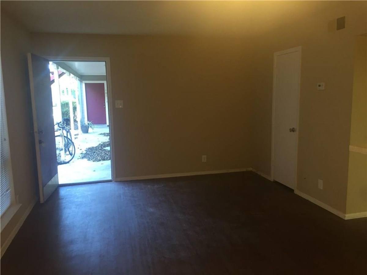 Apartment for rent at 5101 Evans St, Austin, TX 78751