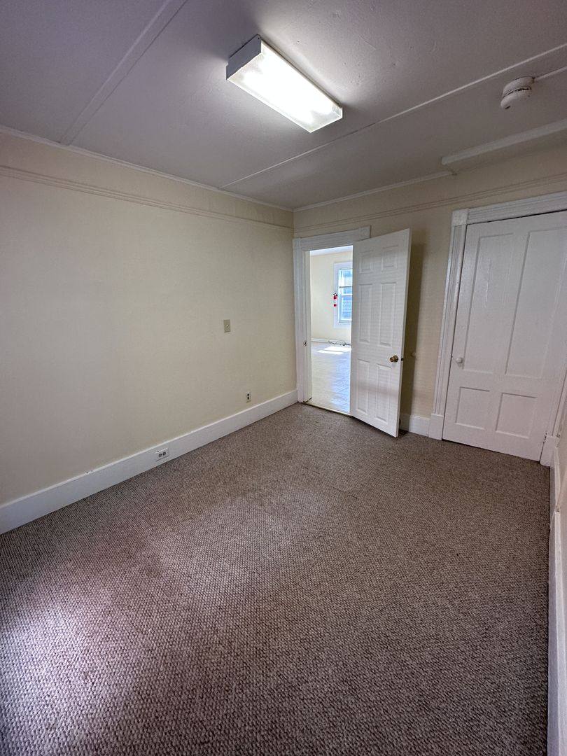 Apartment for rent at 9 Lakeview Terrace, Burlington, VT 05401