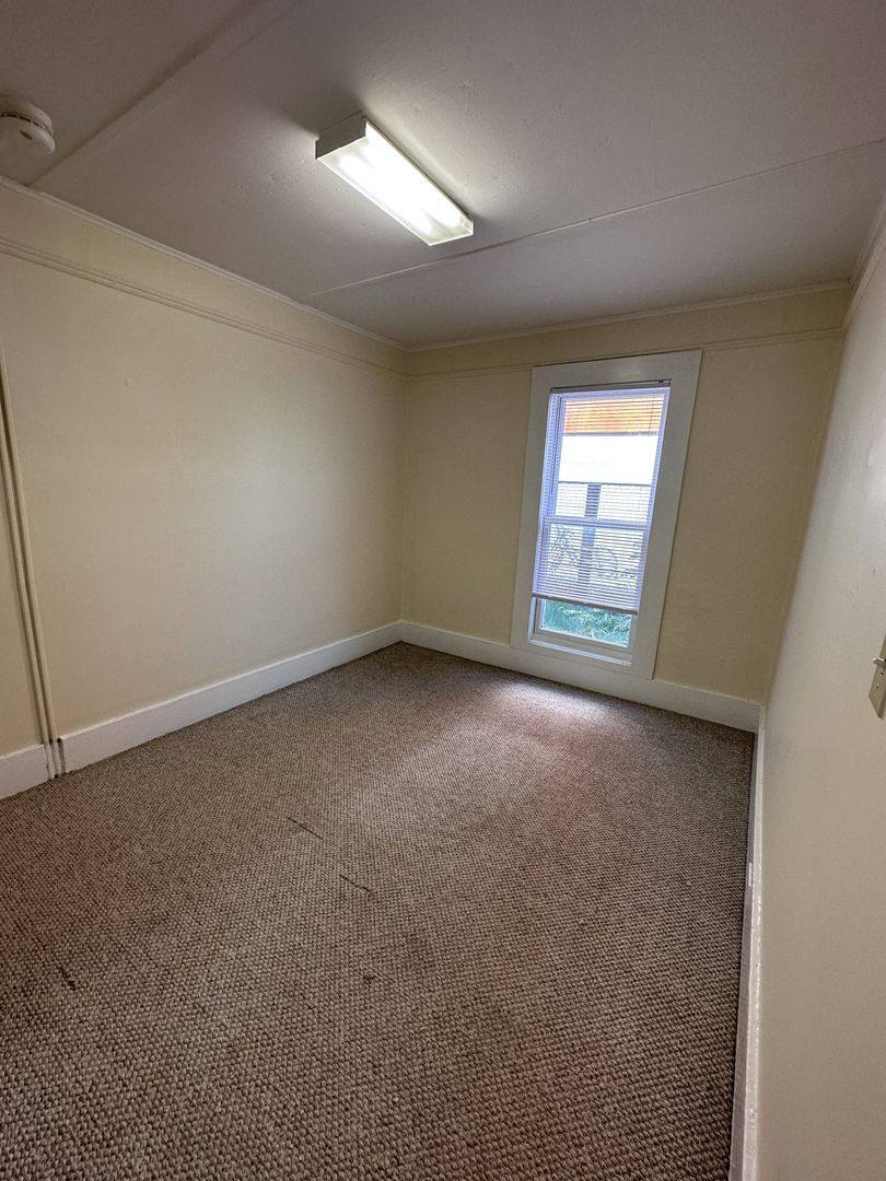 Apartment for rent at 9 Lakeview Terrace, Burlington, VT 05401