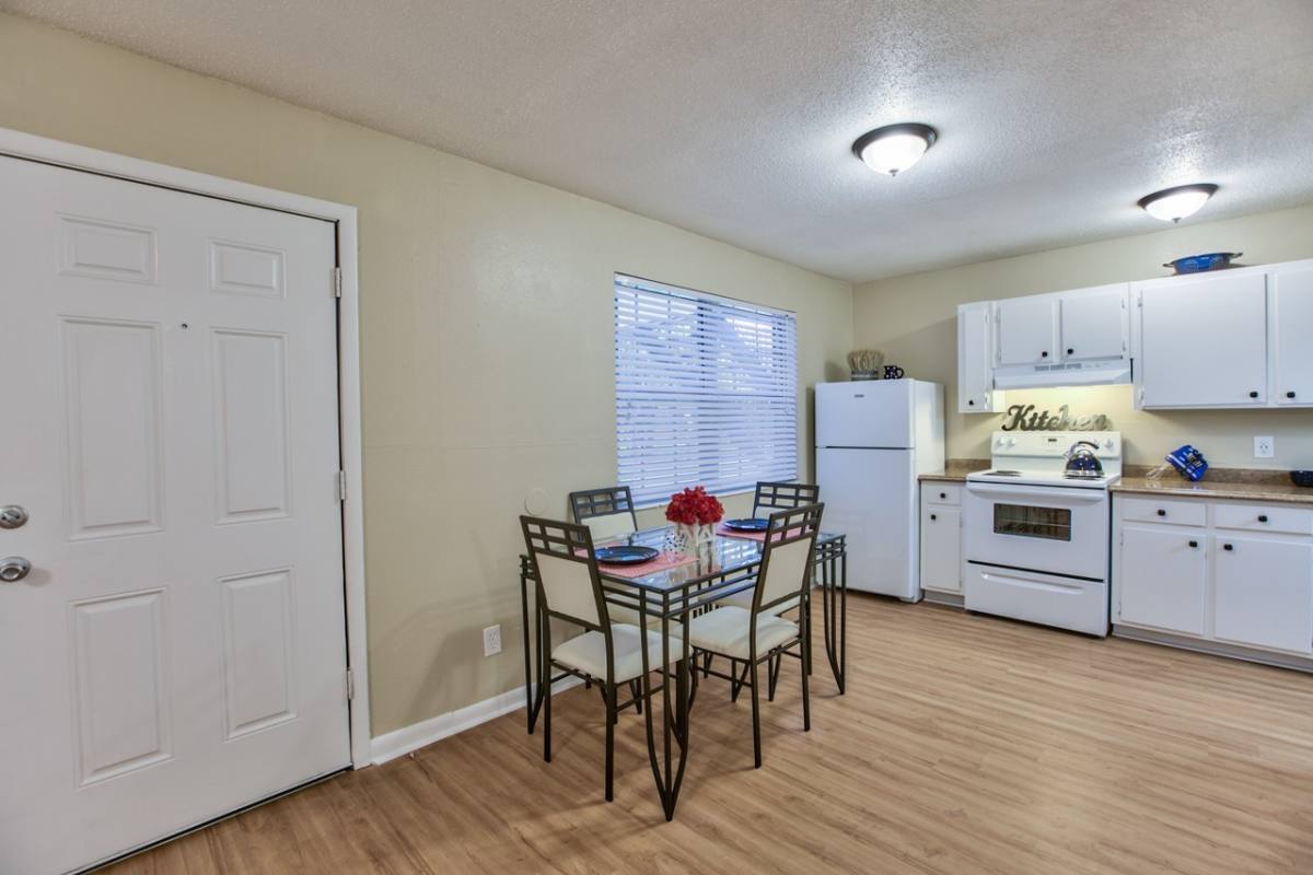 Apartment for rent at 1839 Miccosukee Rd, Tallahassee, FL 32308