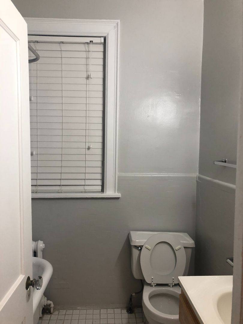 Apartment for rent at 1809 20th St, Washington, DC 20009