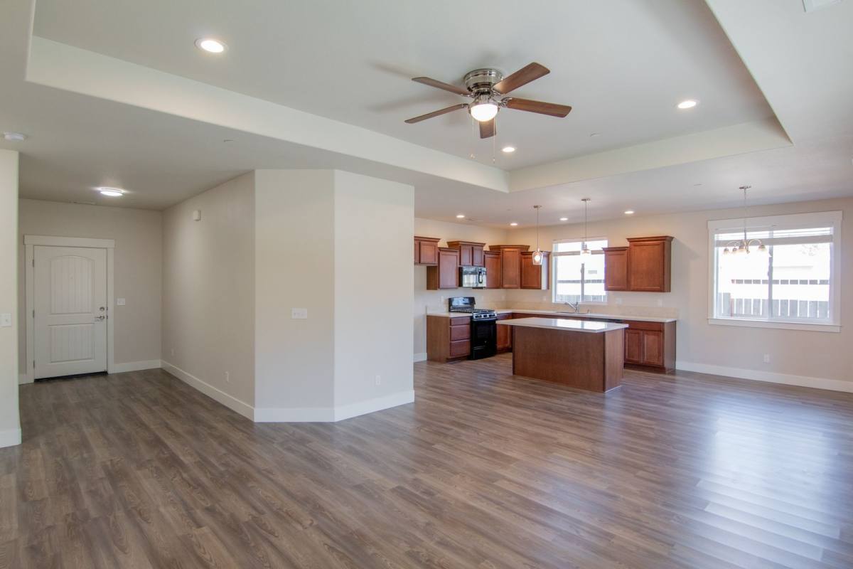 House for rent at 6073 Fallworth Dr, Redding, CA 96003