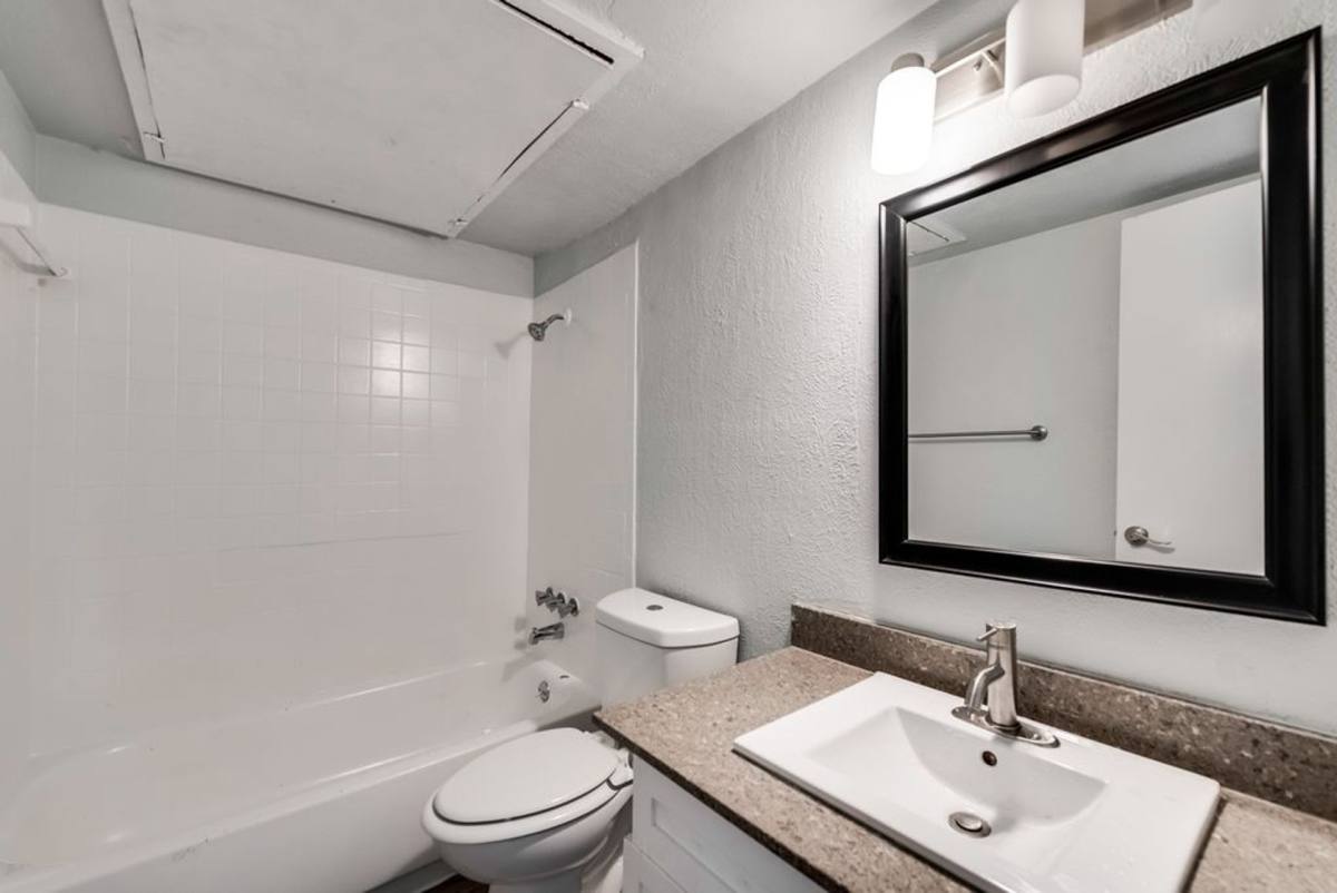 Apartment for rent at 8900 Park Lane, Dallas, TX 75231