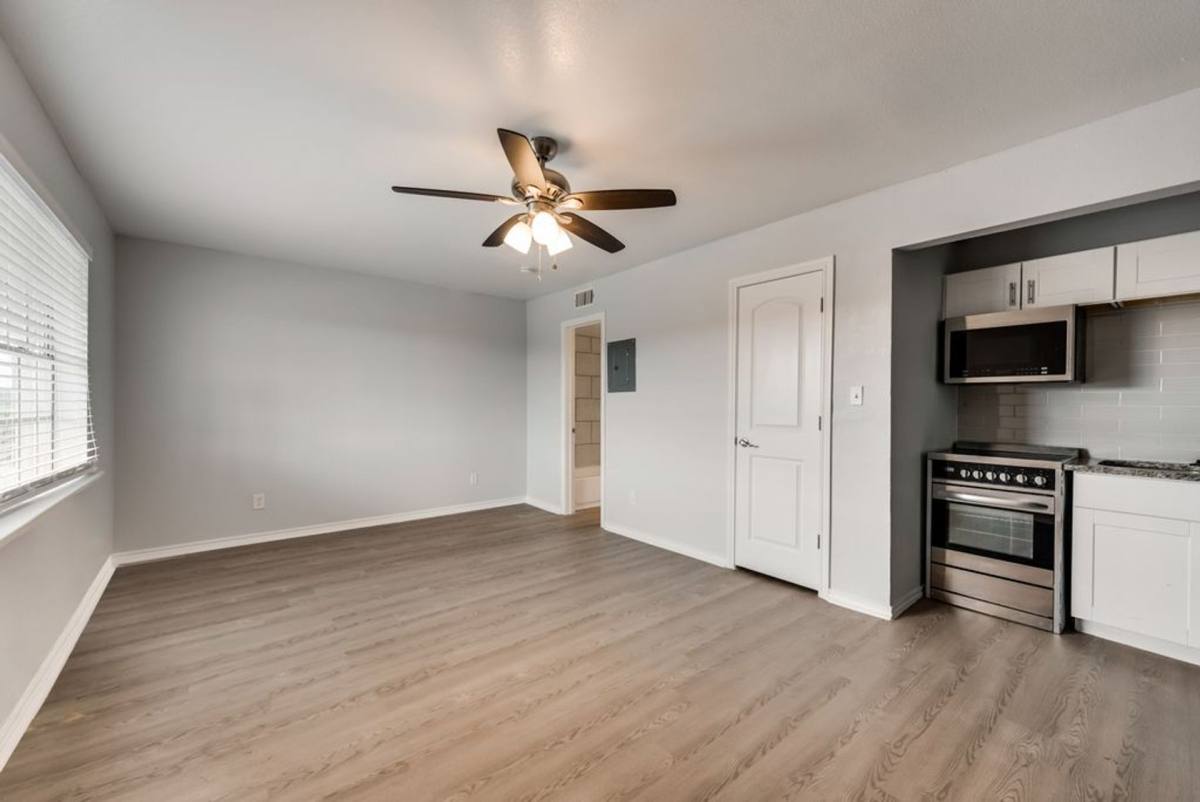 Apartment for rent at 8900 Park Lane, Dallas, TX 75231
