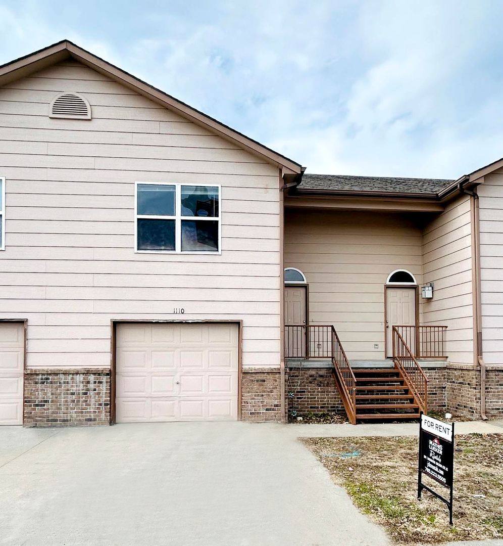 House for rent at 1110 Country Club Lane, Junction City, KS 66441