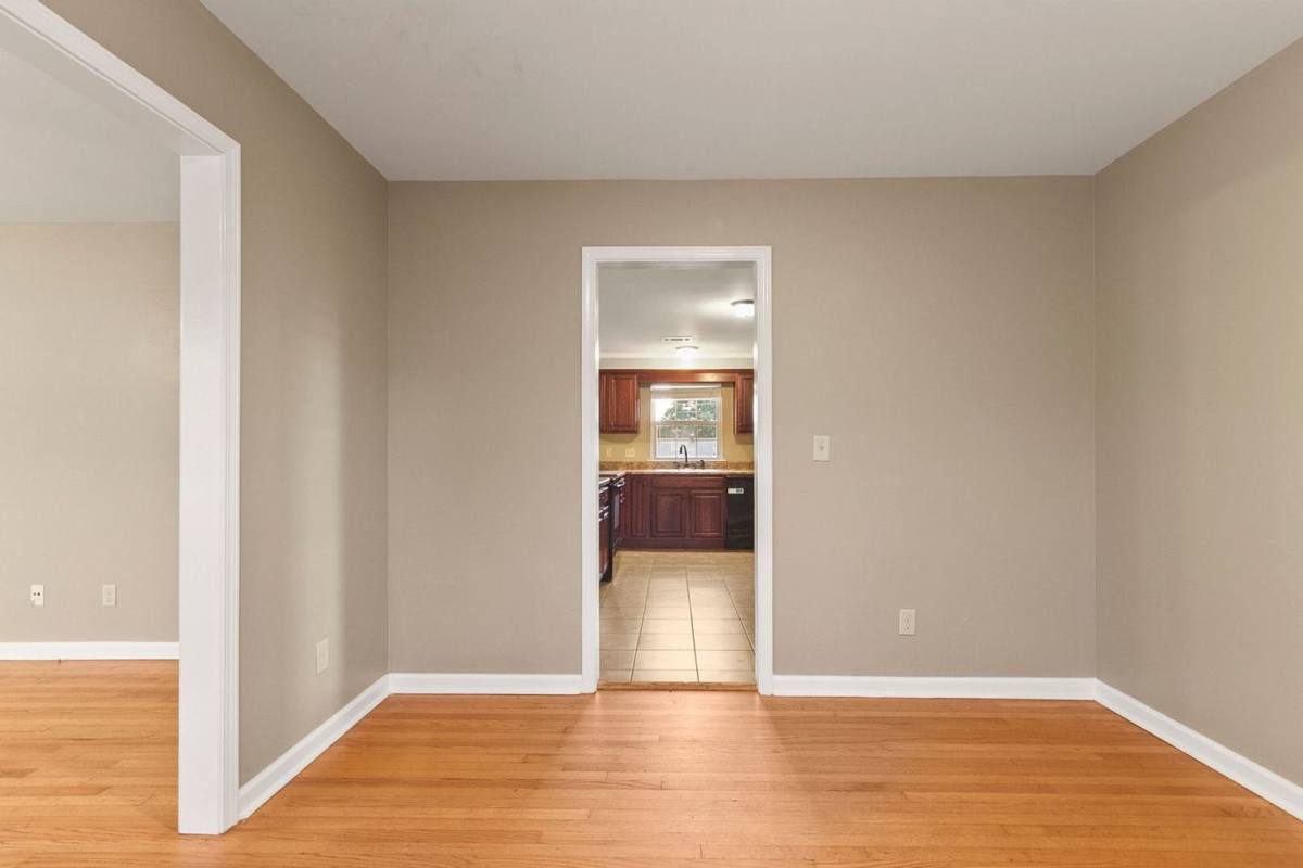 House for rent at 242 Cedar Crest, Tuscaloosa, AL 35401