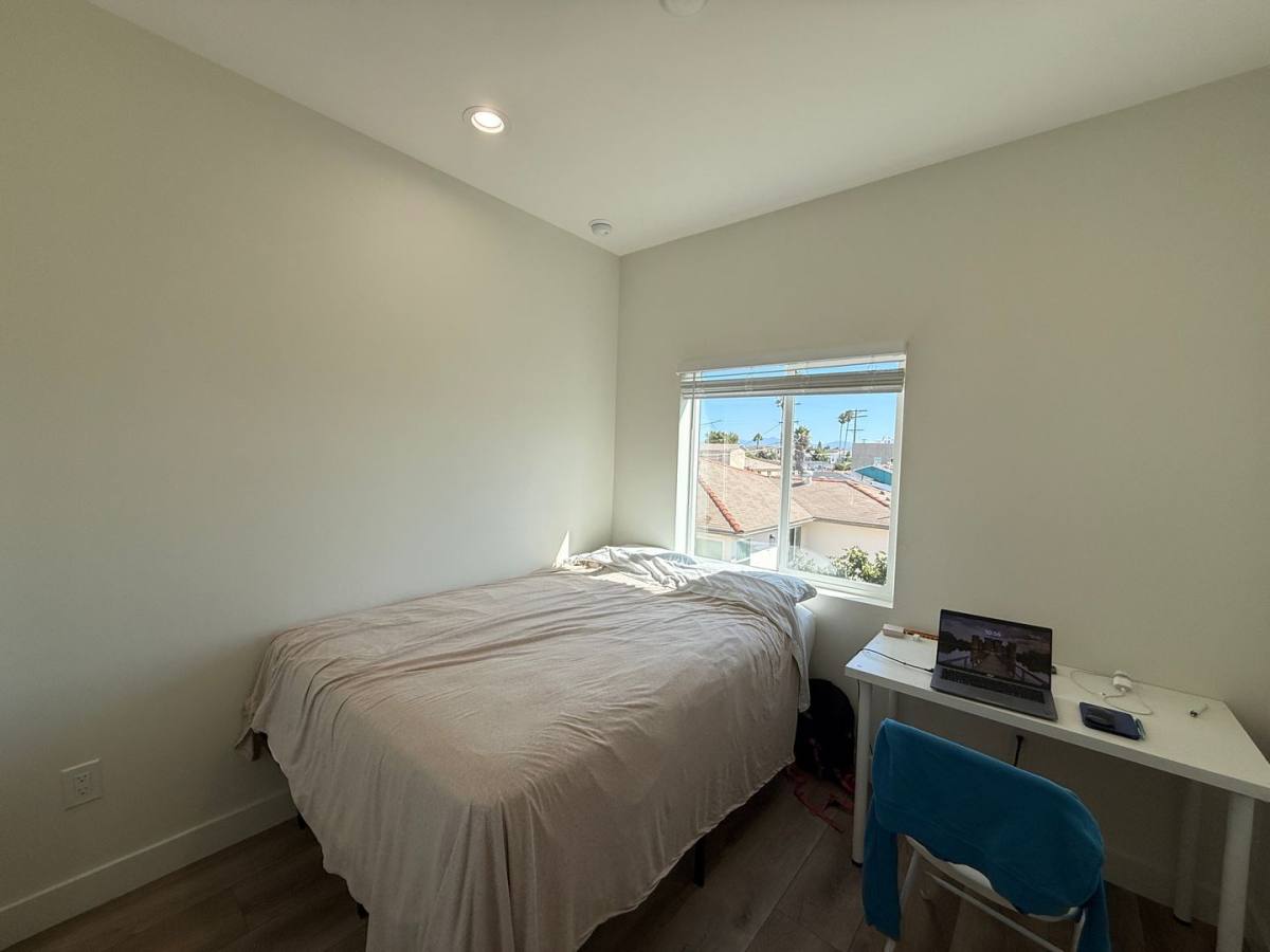 Townhouse for rent at 6257 Stewart St, San Diego, CA 92115