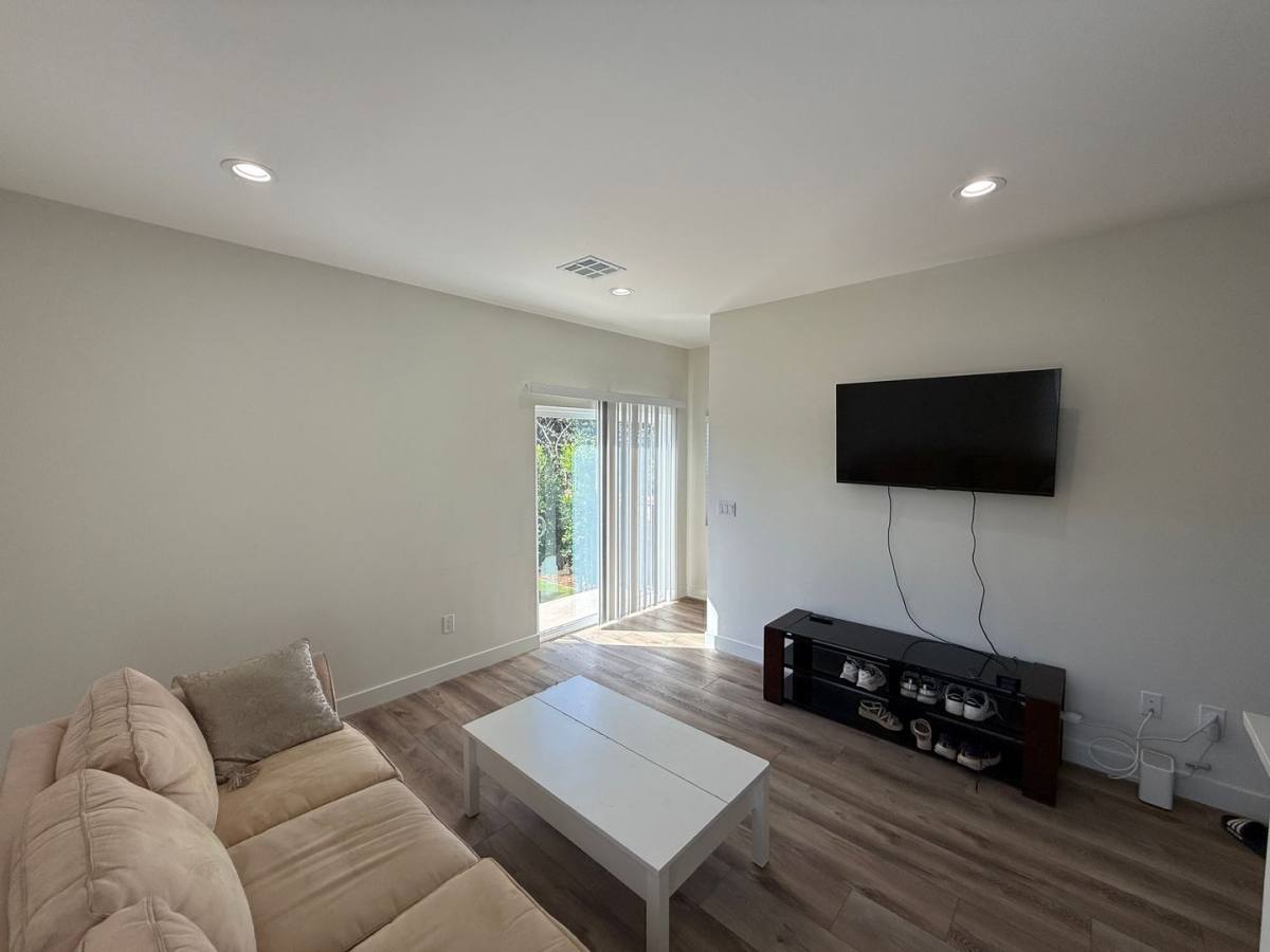 Townhouse for rent at 6257 Stewart St, San Diego, CA 92115