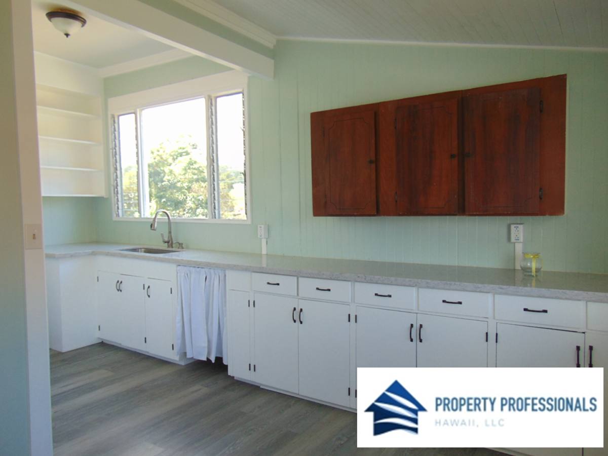 House for rent at 294-C Kukuau St Top, Hilo, HI 96720