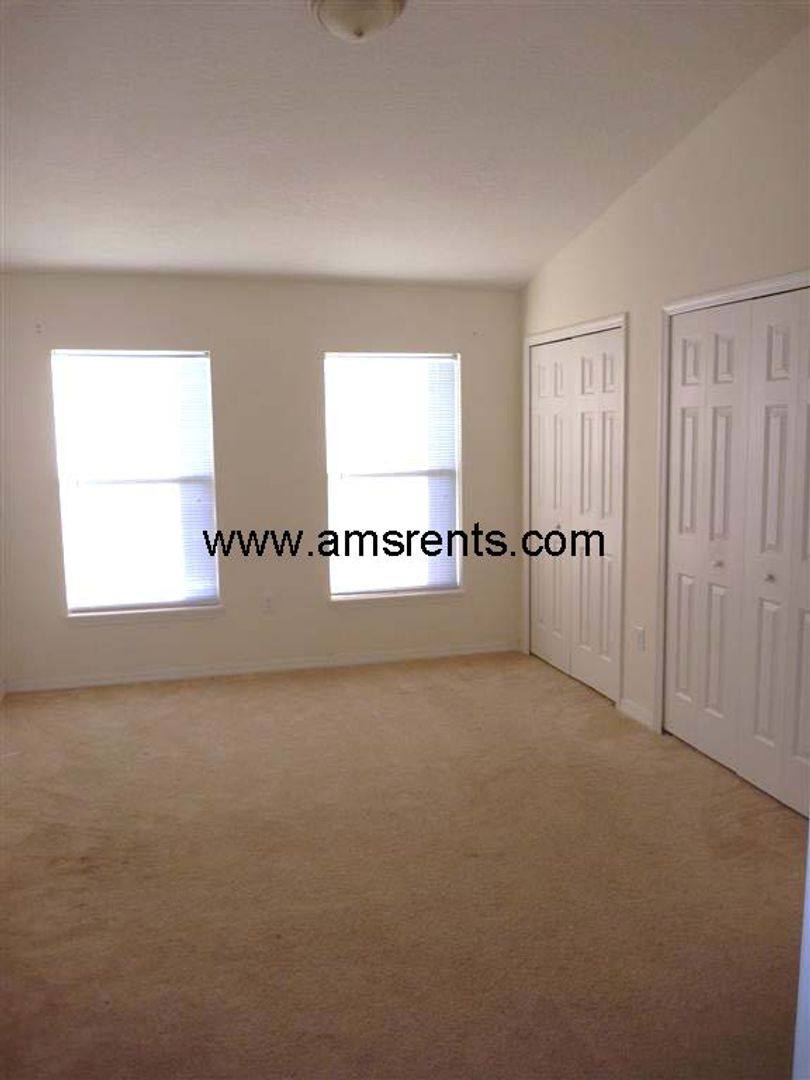 Apartment for rent at 539 Albatross Dr, Kissimmee, FL 34759