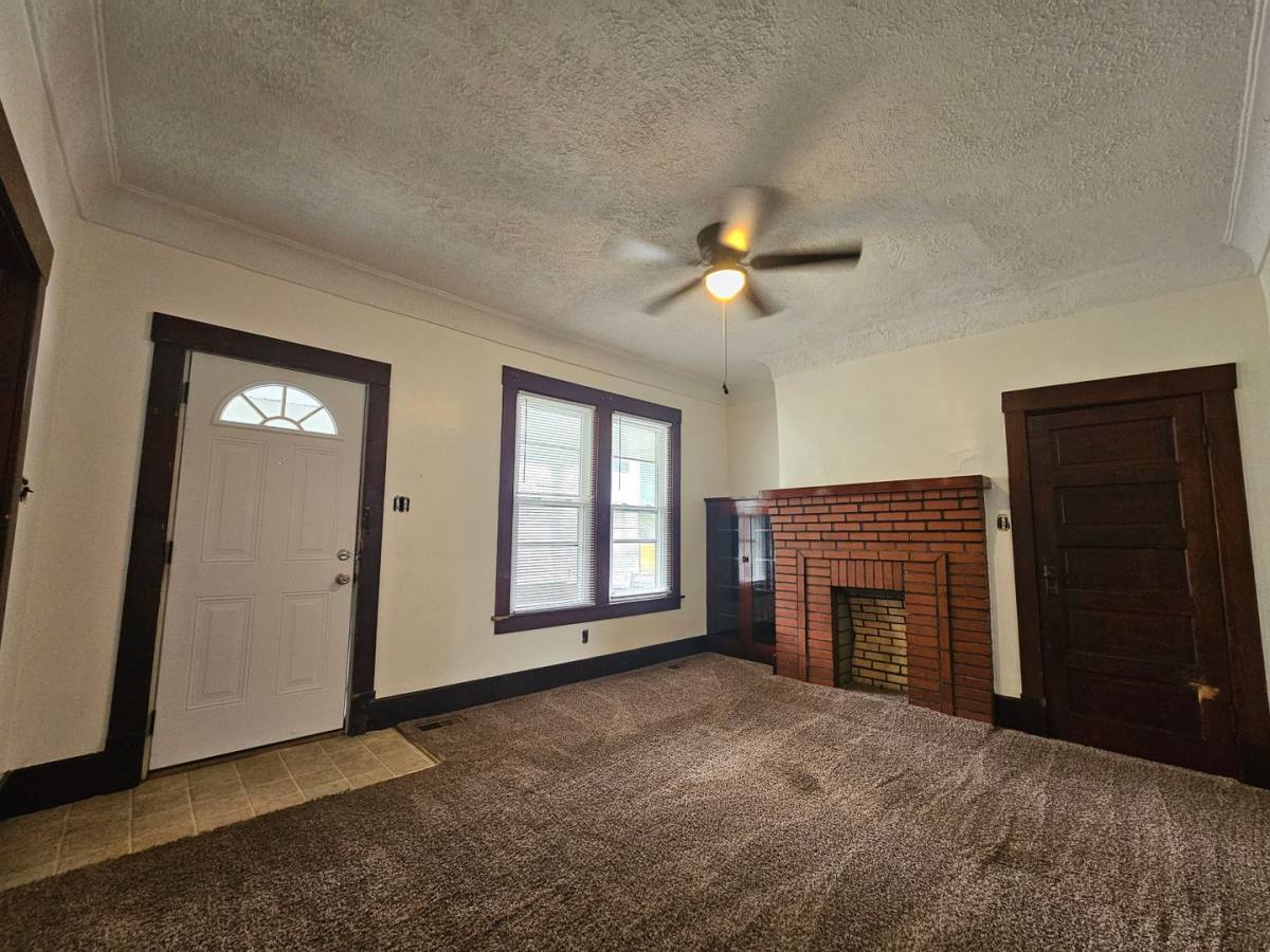 Apartment for rent at 389 Gilmore St, Morgantown, WV 26505